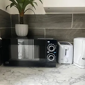 https://central-london-cosy-apartment.cambridgehotelsuk.com